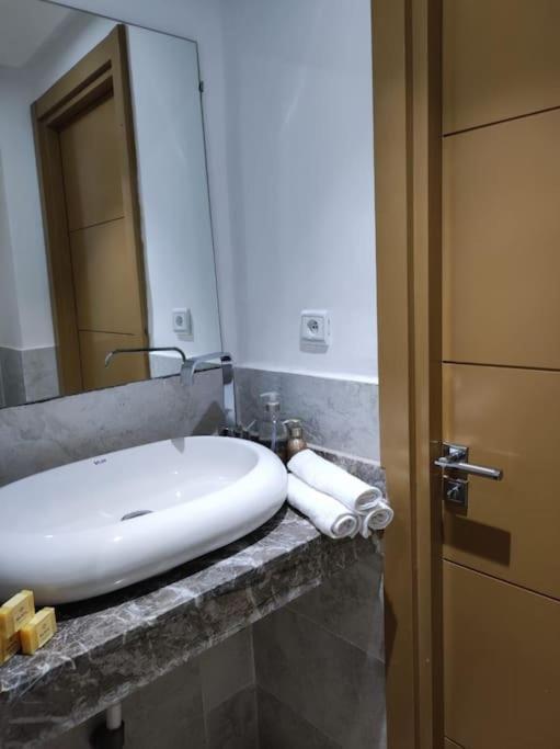 マラケシュPlein Centre Marrakech, Grand Balcon Filantアパートメント エクステリア 写真